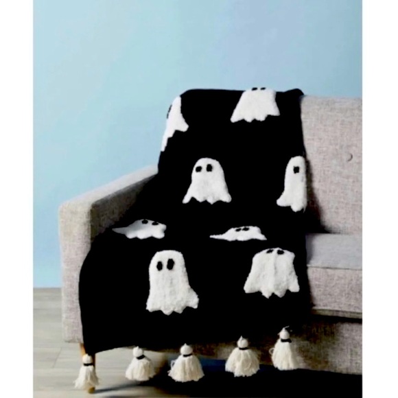 NWT. RACHEL ZOE Ghost Throw Blanket Black 50 x 60 - Picture 1 of 3